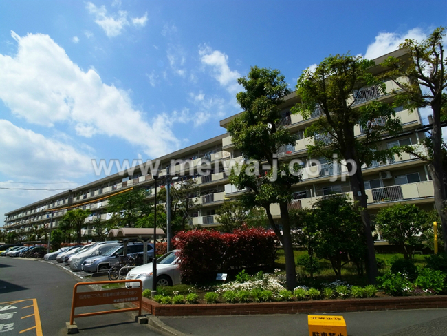 車返団地3-13号棟の外観写真