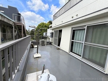 サカエ東府中マンション303外観