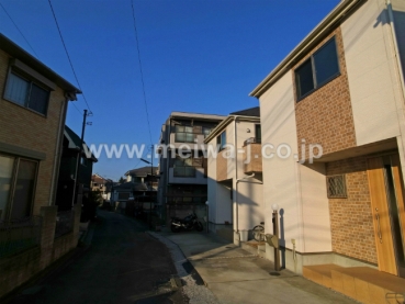 貸家2888(是政3)北側現地