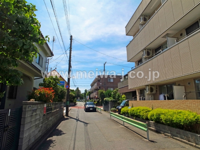 エルミタージュ府中現地