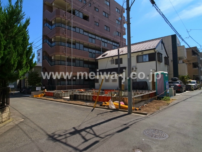 東府中18,200万円